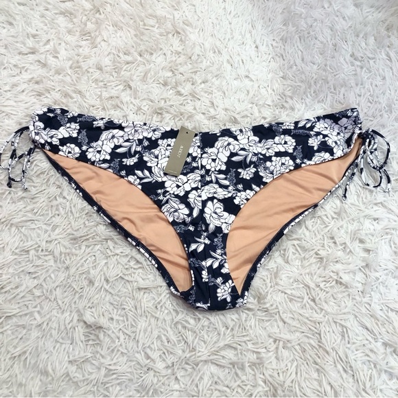 J Crew Hipster Curved Waist Cheeky Bikini Bottom Magnolia‎ Floral Navy Blue 3X - Picture 2 of 8